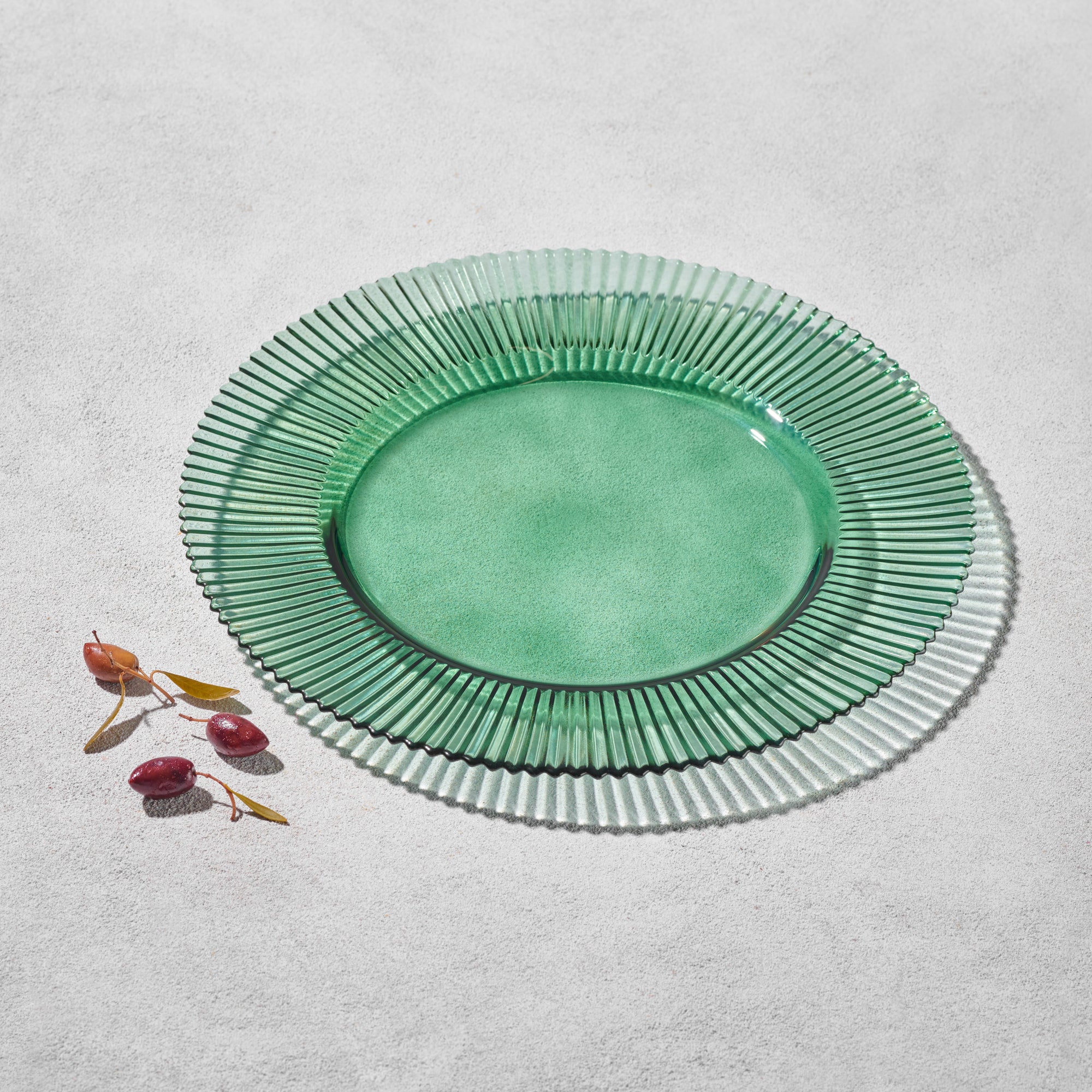 Vikko Forest Ribbed Glass Charger