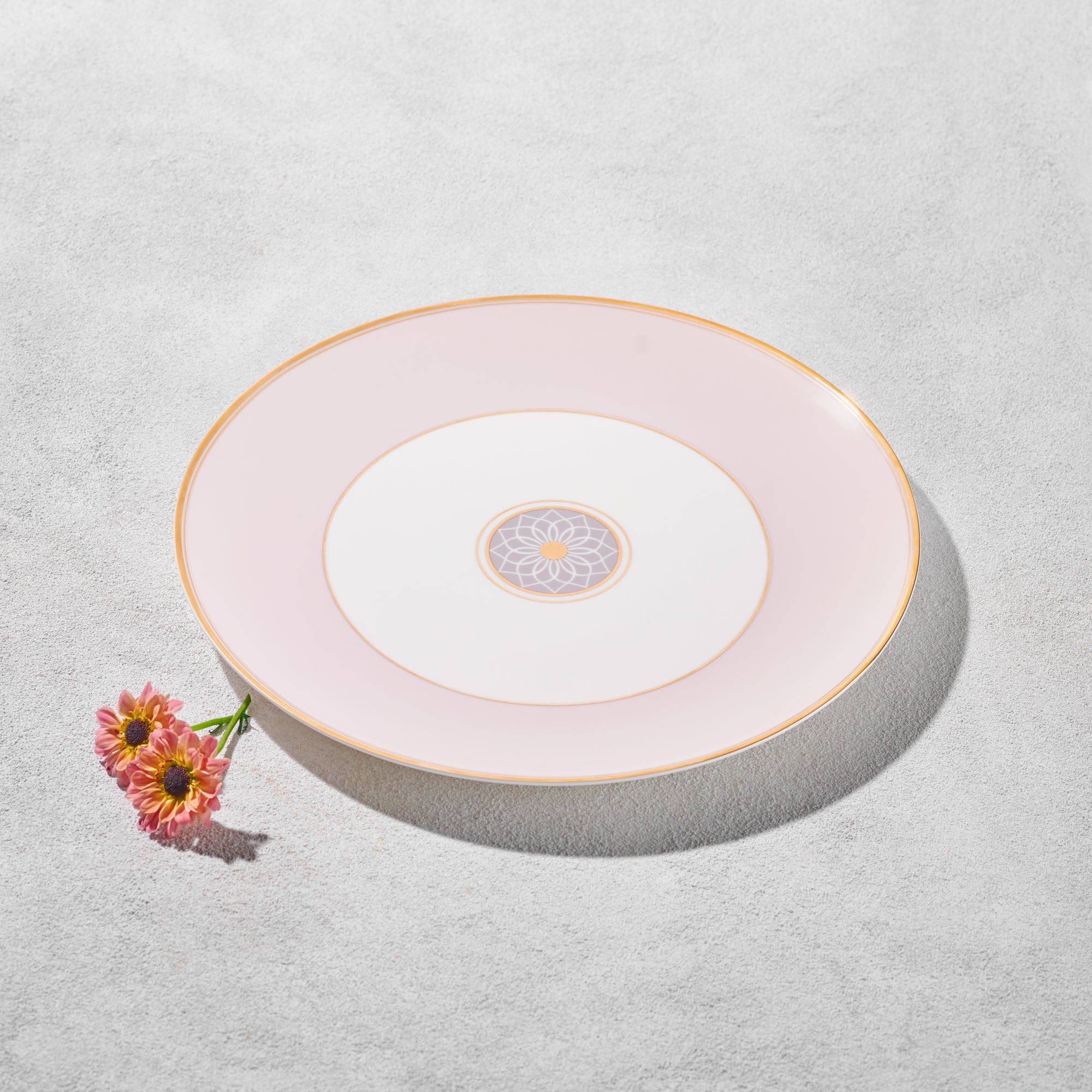 Vikko Medi Gold and Pink Scallop Charger Plate