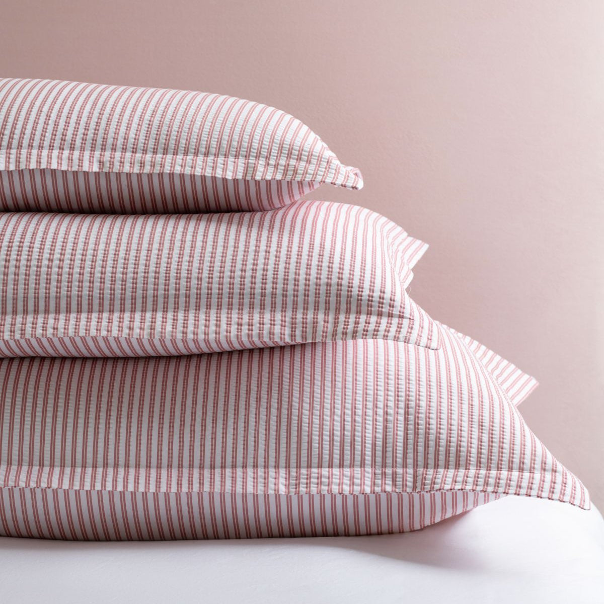 Pink pinstripe seersucker detail
