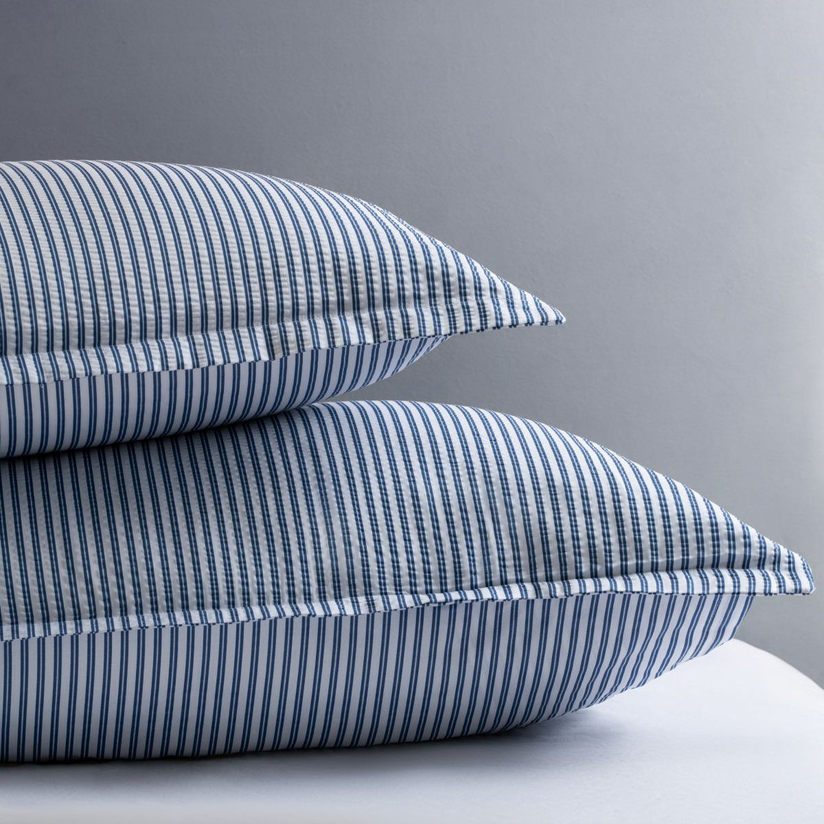 Blue pinstripe seersucker detail