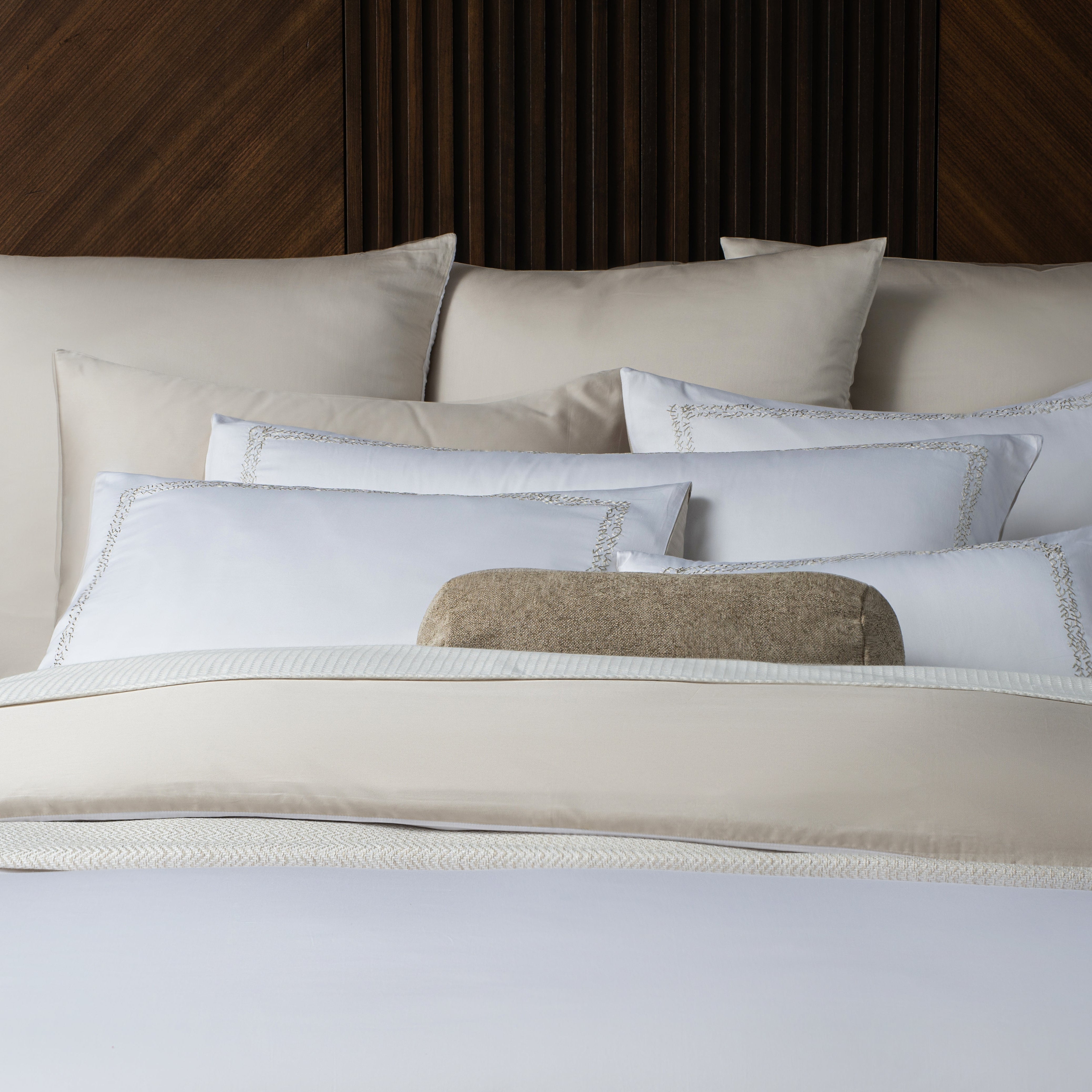AVA Fine Linen SoHo Duvet Set- Taupe