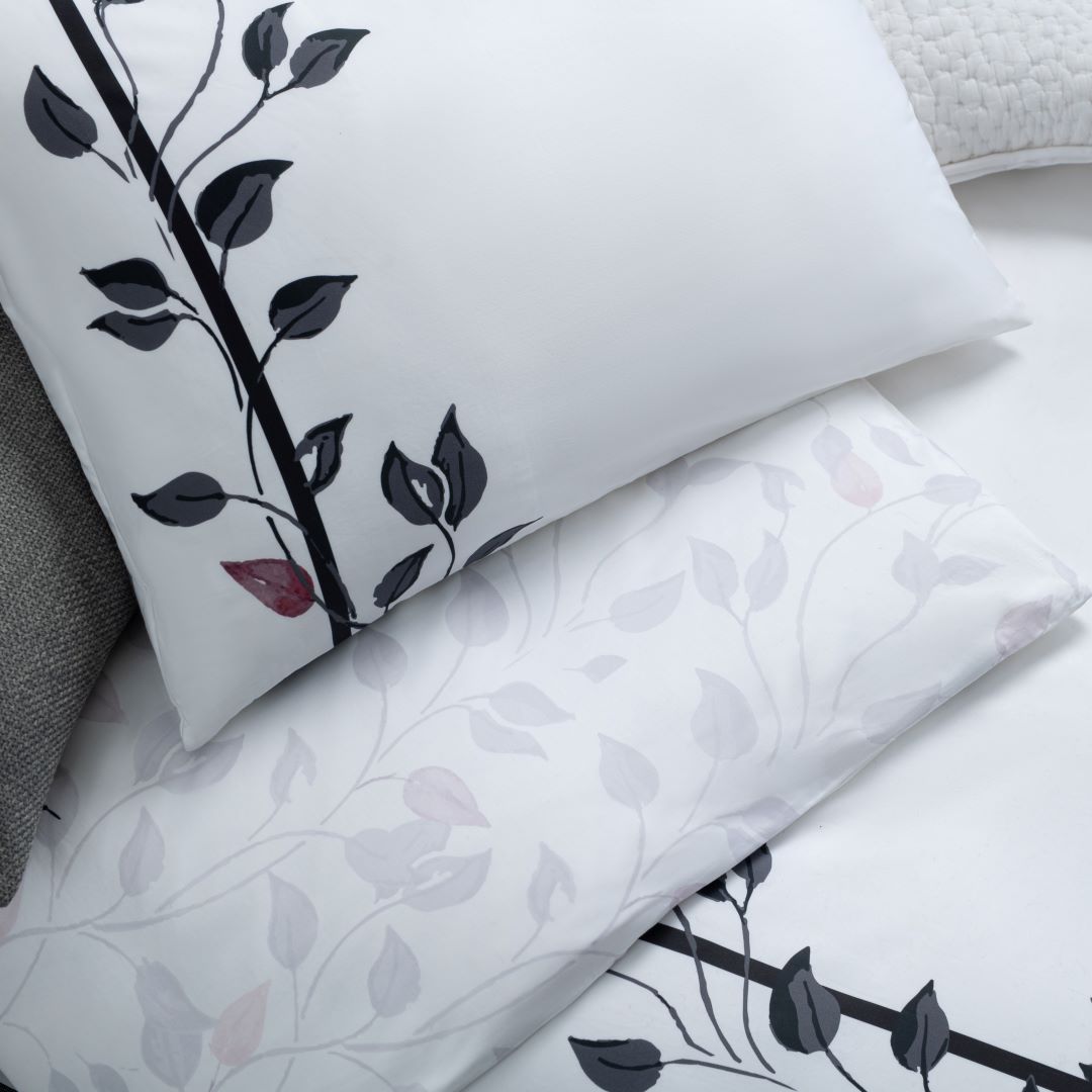 Aura Home Ivy Hotel Duvet Set