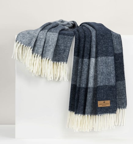 Hampton Plaid Herringbone Throw- Navy