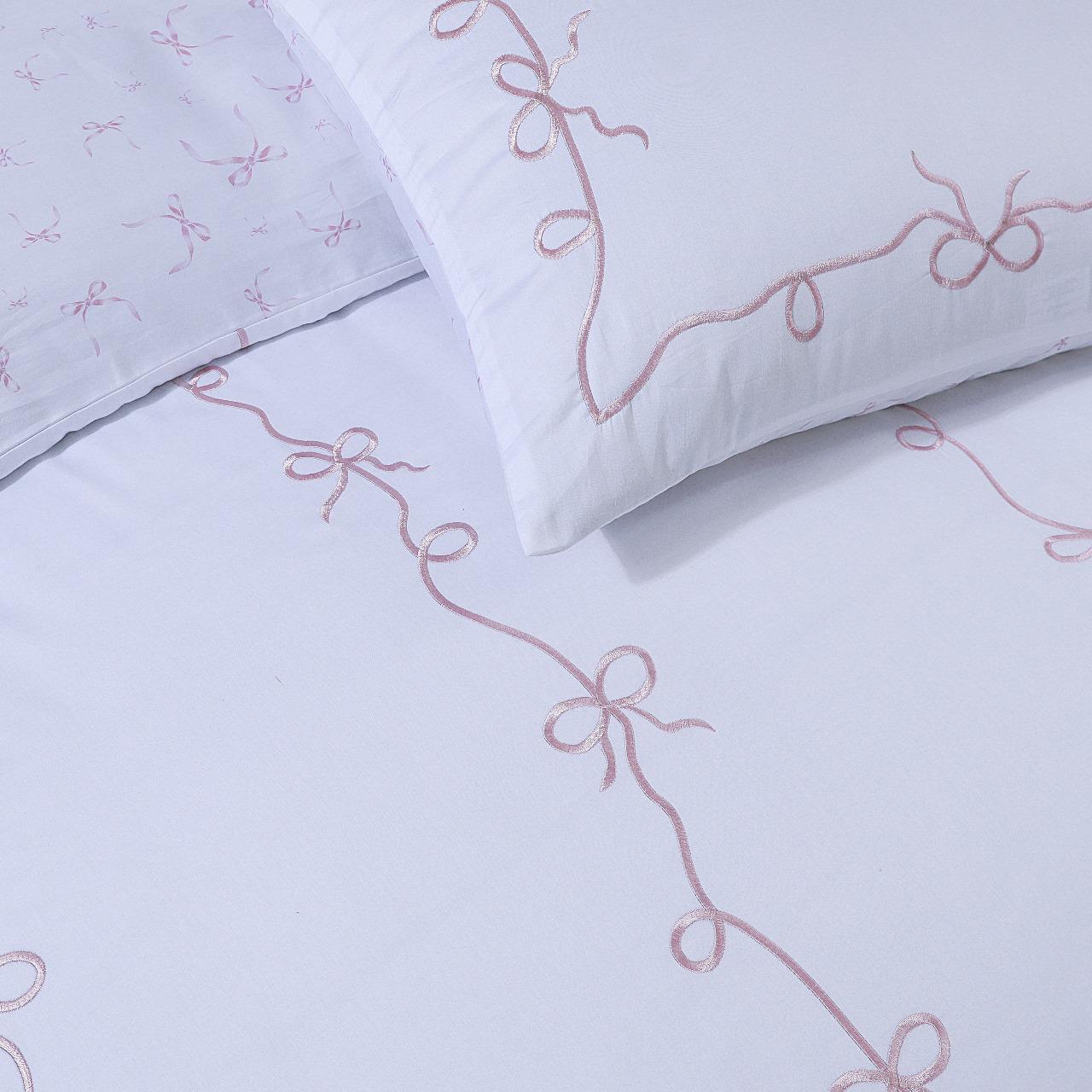 Petite Belle Lafayette Pink Lace Embroidered Duvet Set