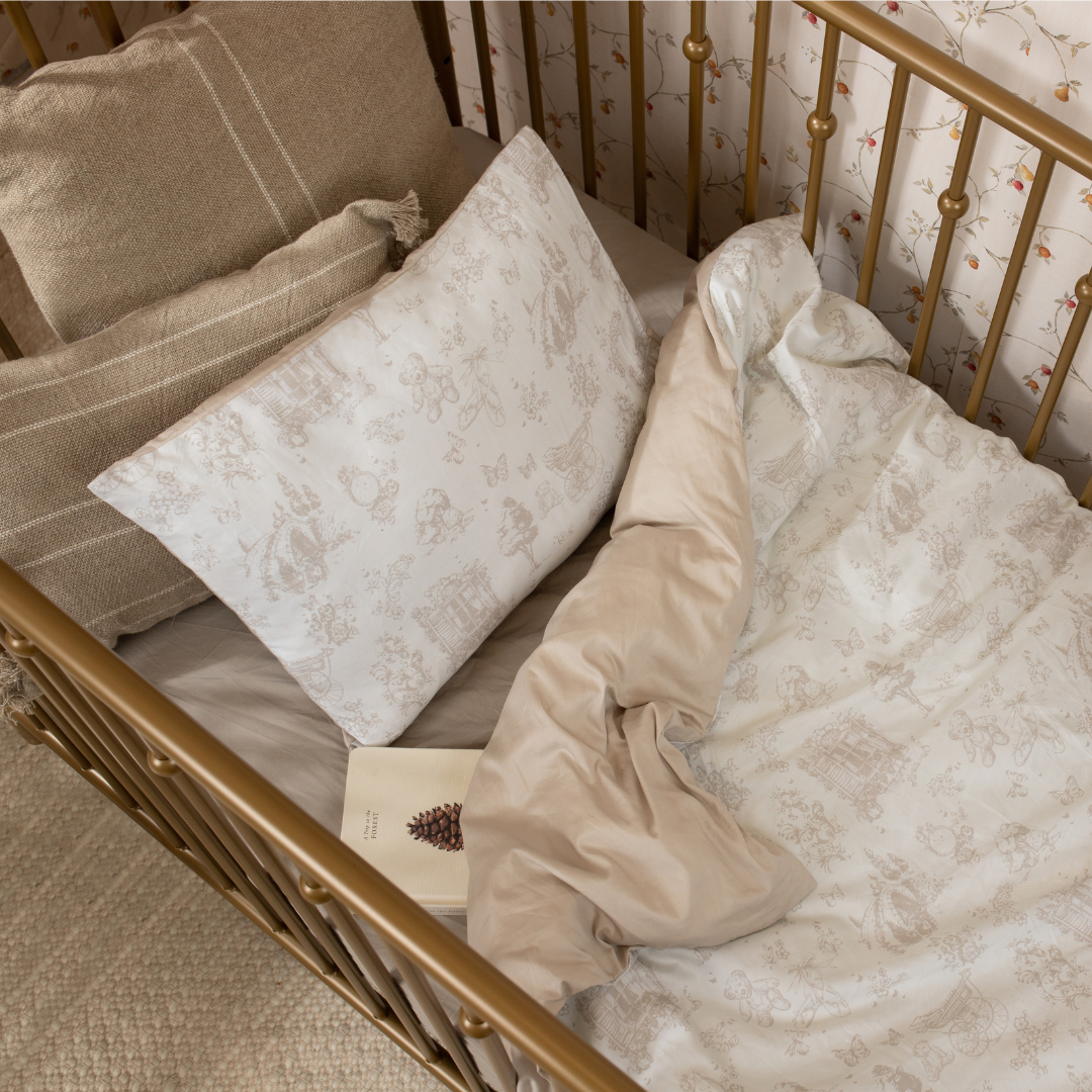 Petite Belle Toile Safra Crib Set- Taupe