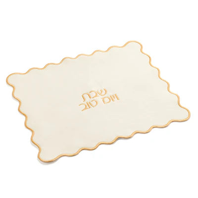 Exquisite Embroidered Leatherette Challah Cover