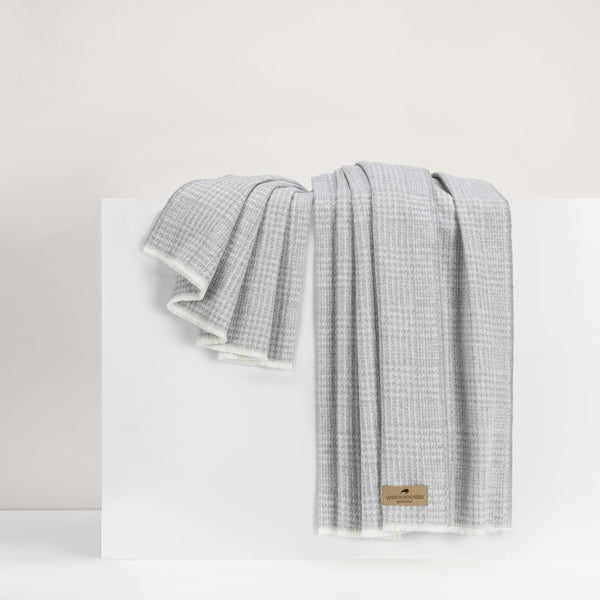 Lands Downunder Sutton Plaid Throw- Light Gray