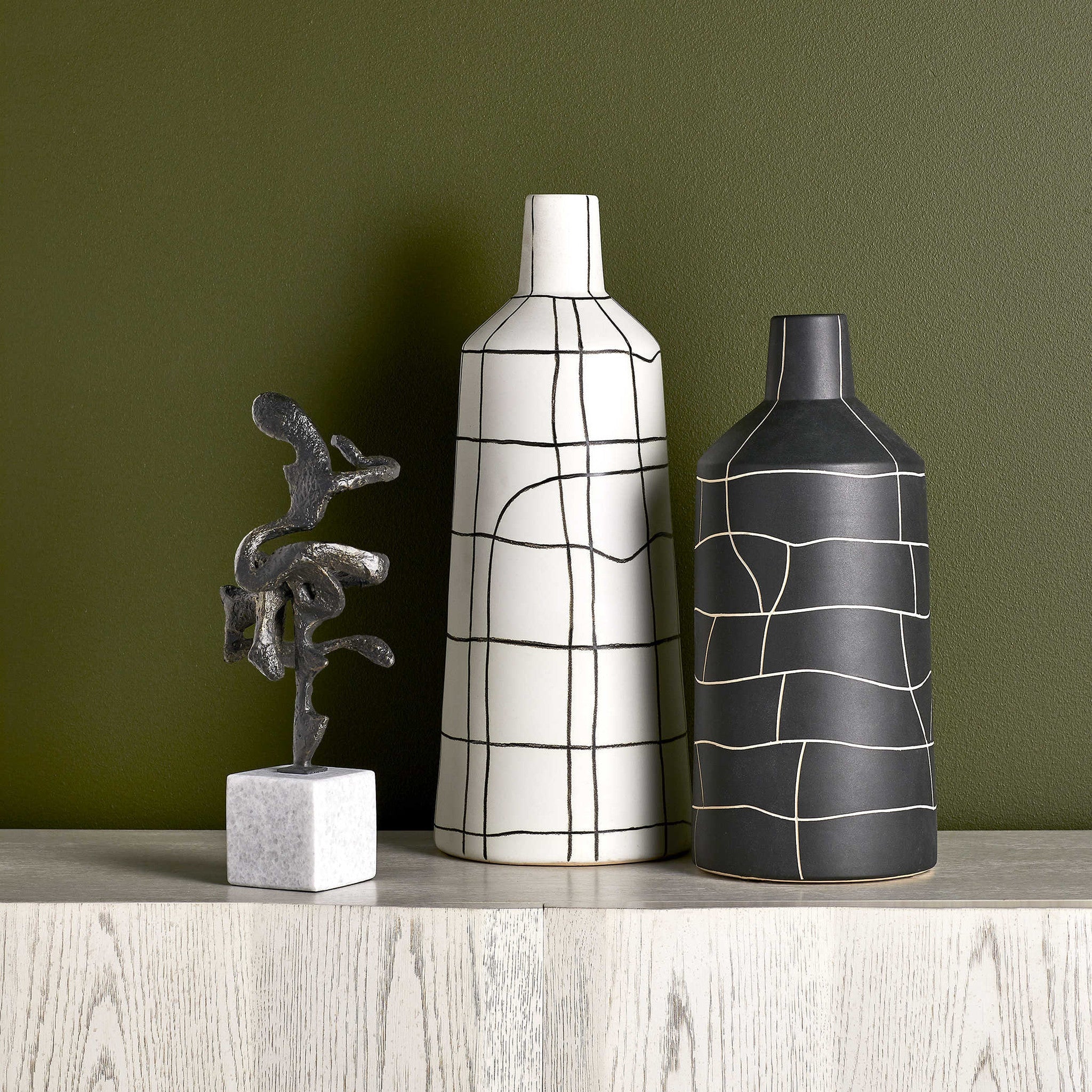 Network Bottle Vase