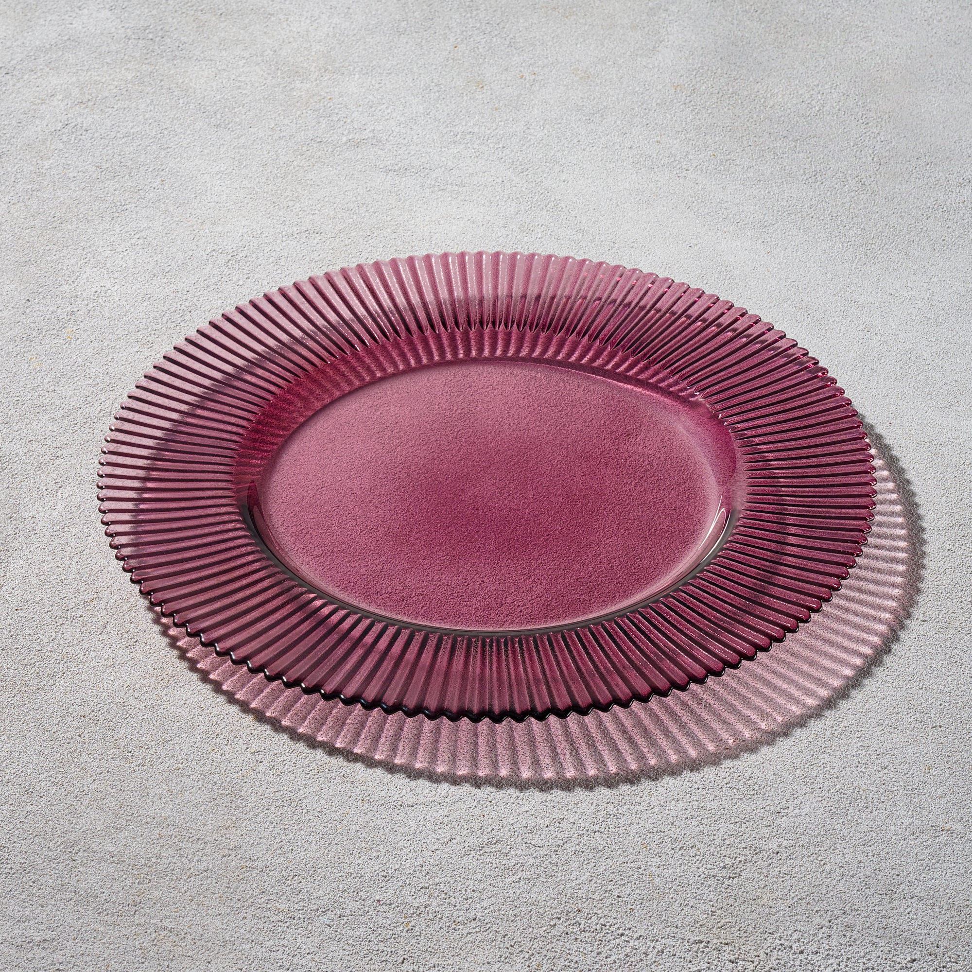 Vikko Forest Ribbed Glass Charger