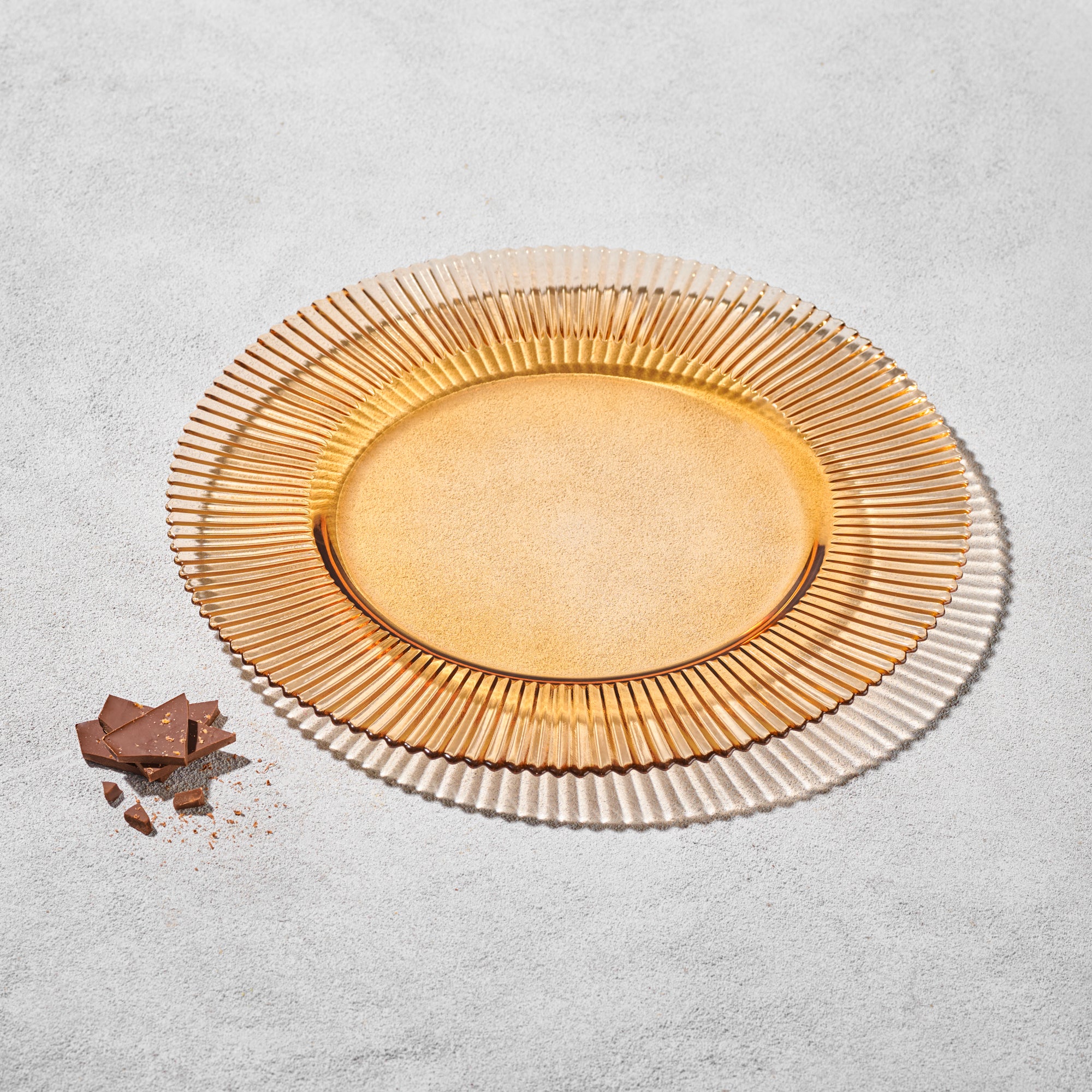 Vikko Forest Ribbed Glass Charger