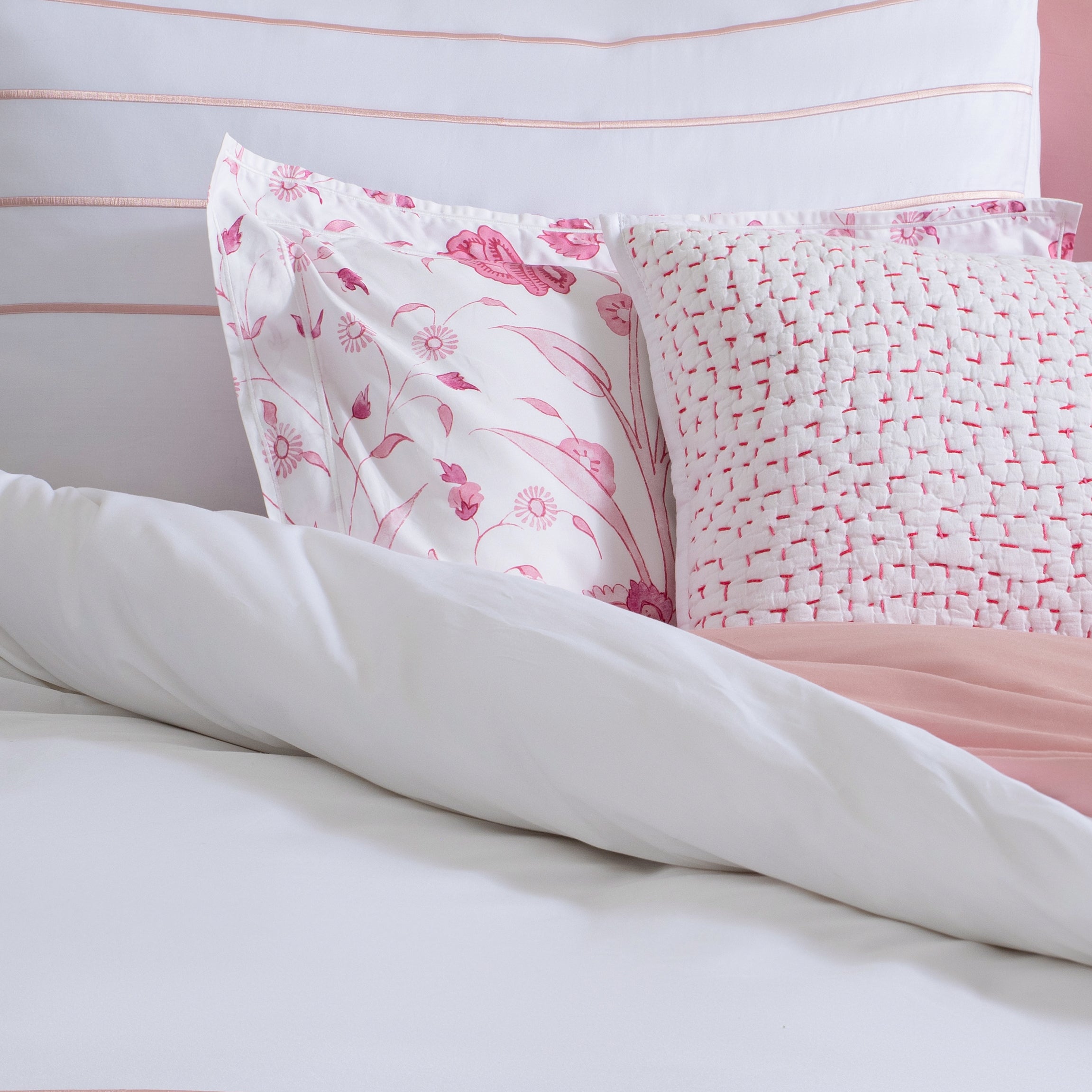 Aura Home Pink Striped Embroidered Duvet Set