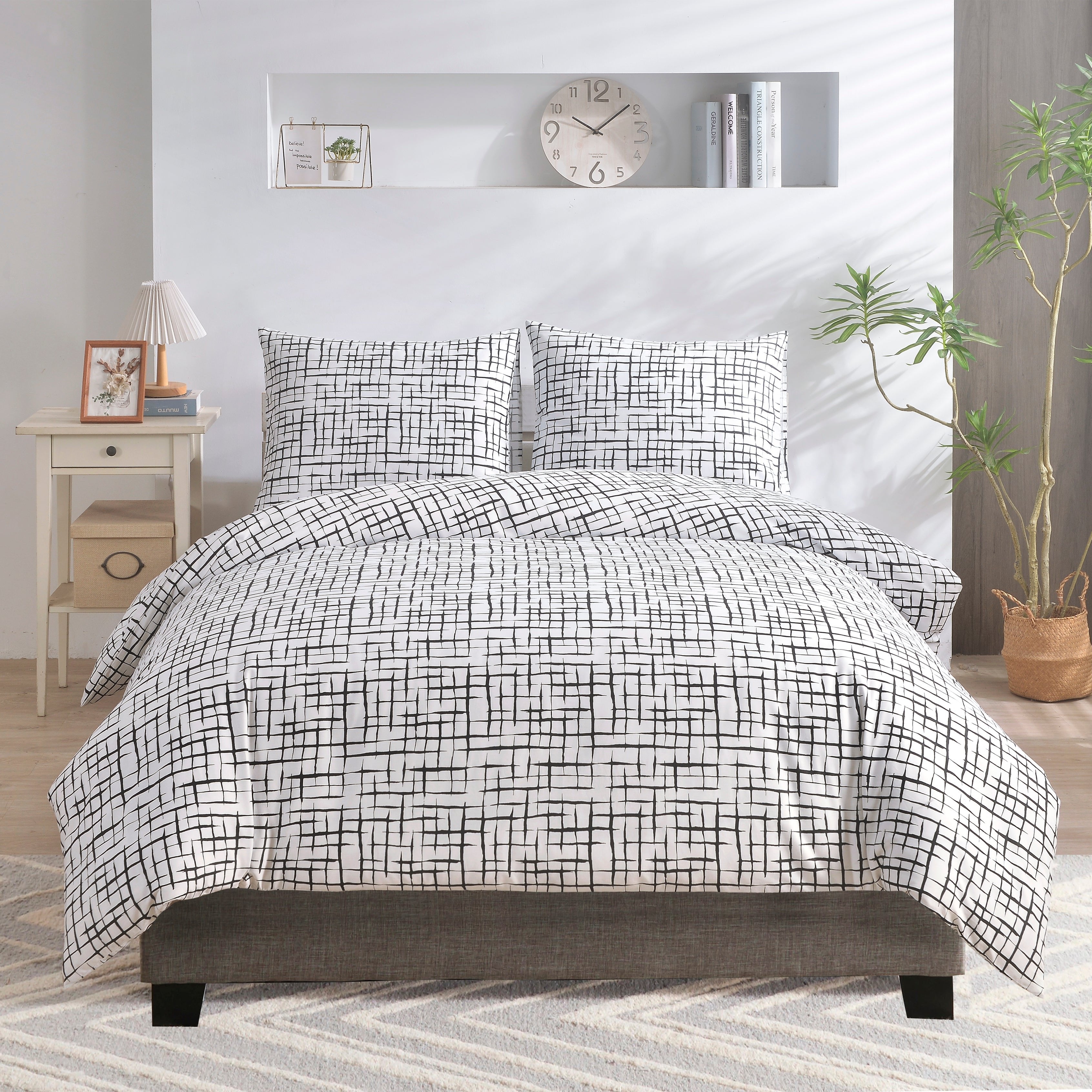 Aura Home Linear Duvet Set