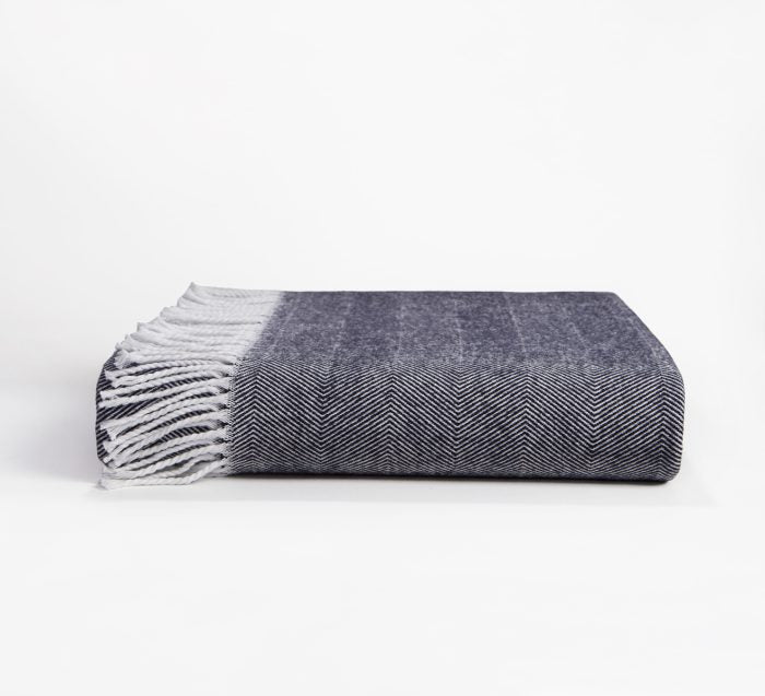 DownTown Herringbone Throws