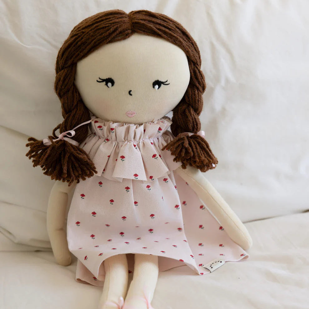 Cynthia Cotton/Linen Dolly