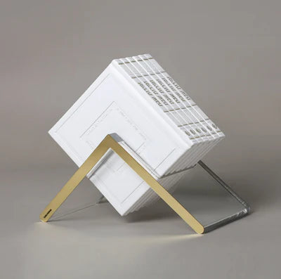 Zemiros Bencher Set in Lucite Holder Hardcover