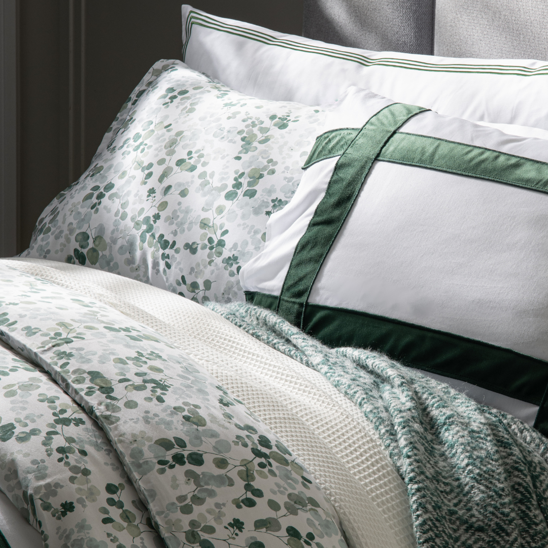 Aura Home Emerald Leaves Duvet Set