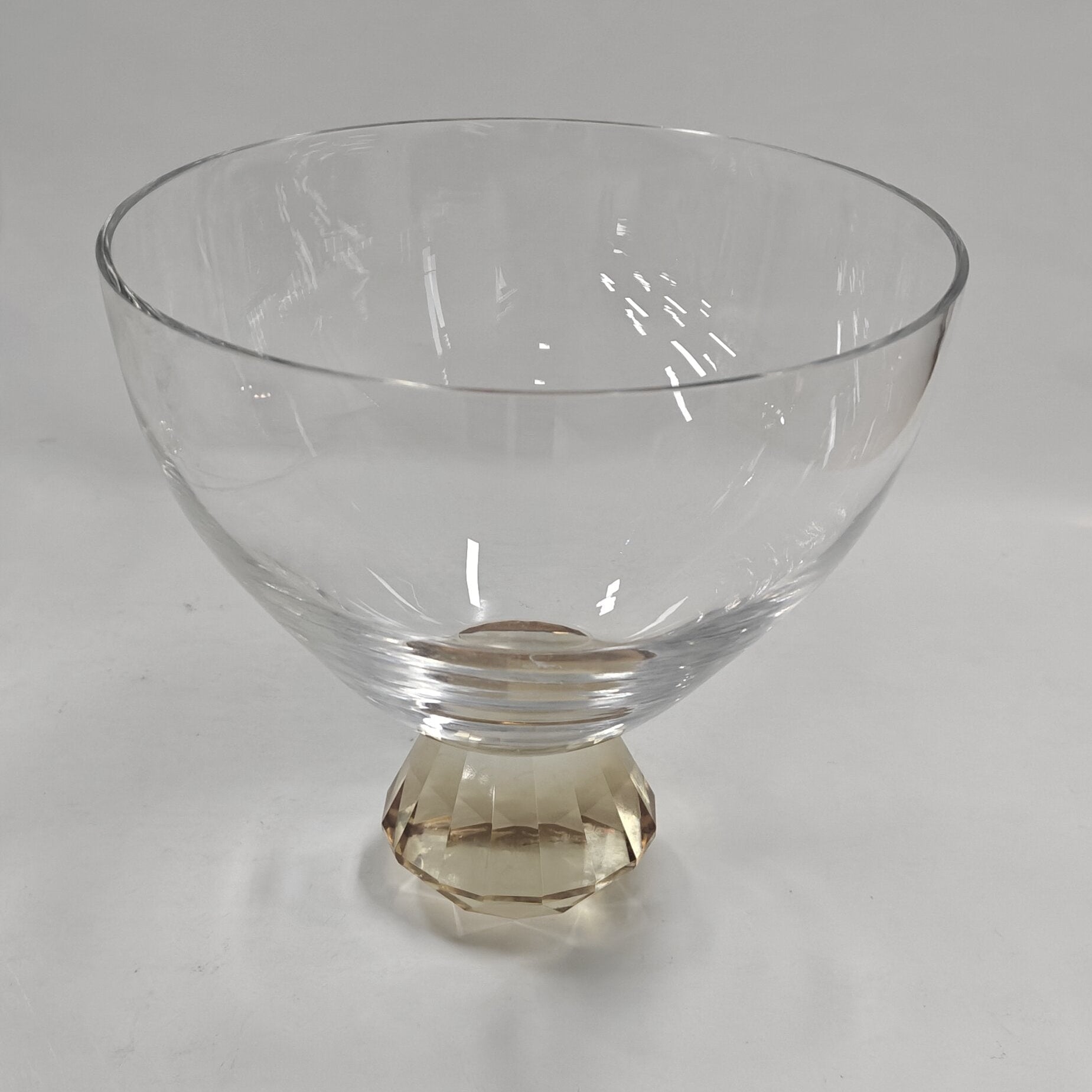 Diamond Colored Base Bowl