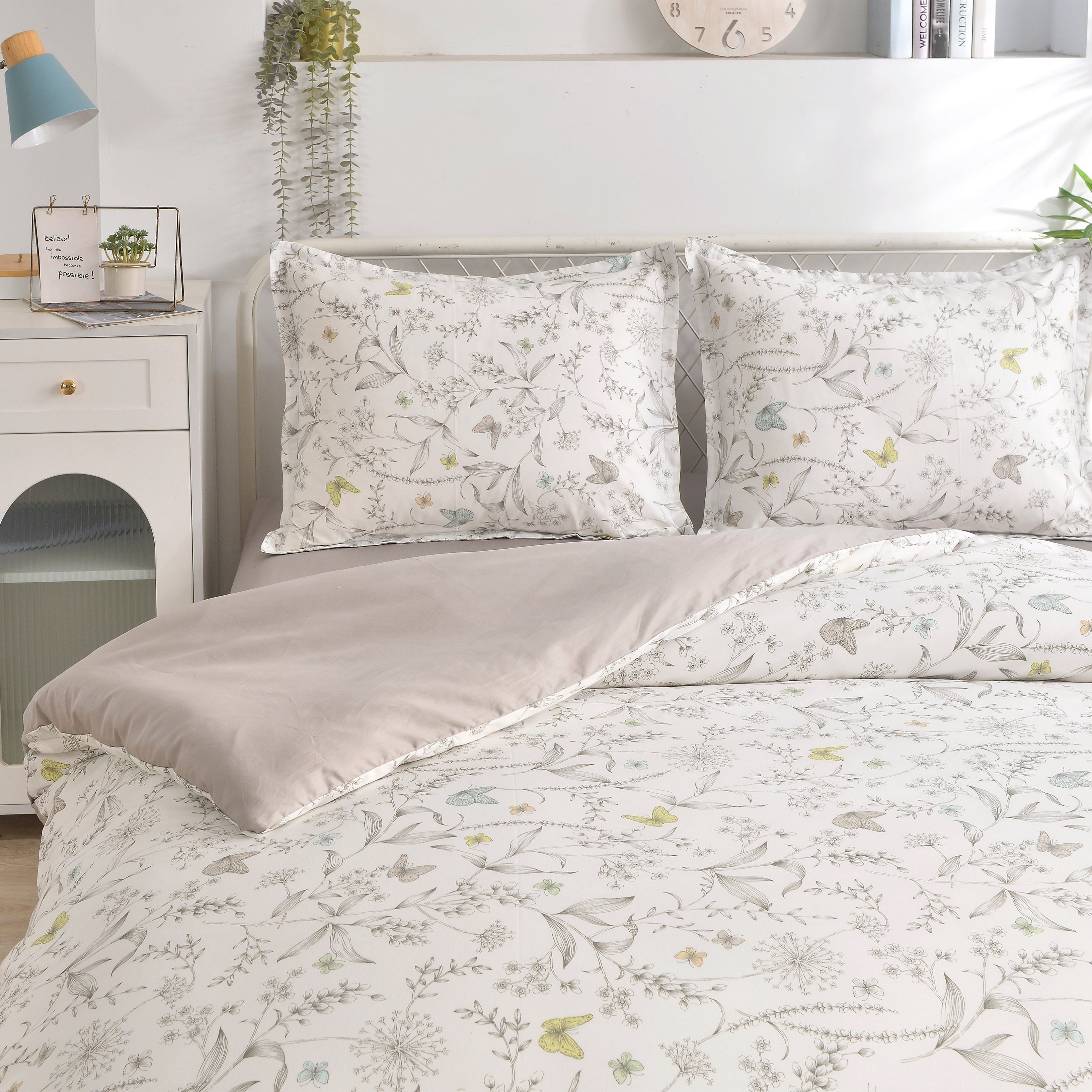 Aura & Belle White Butterfly Duvet Set