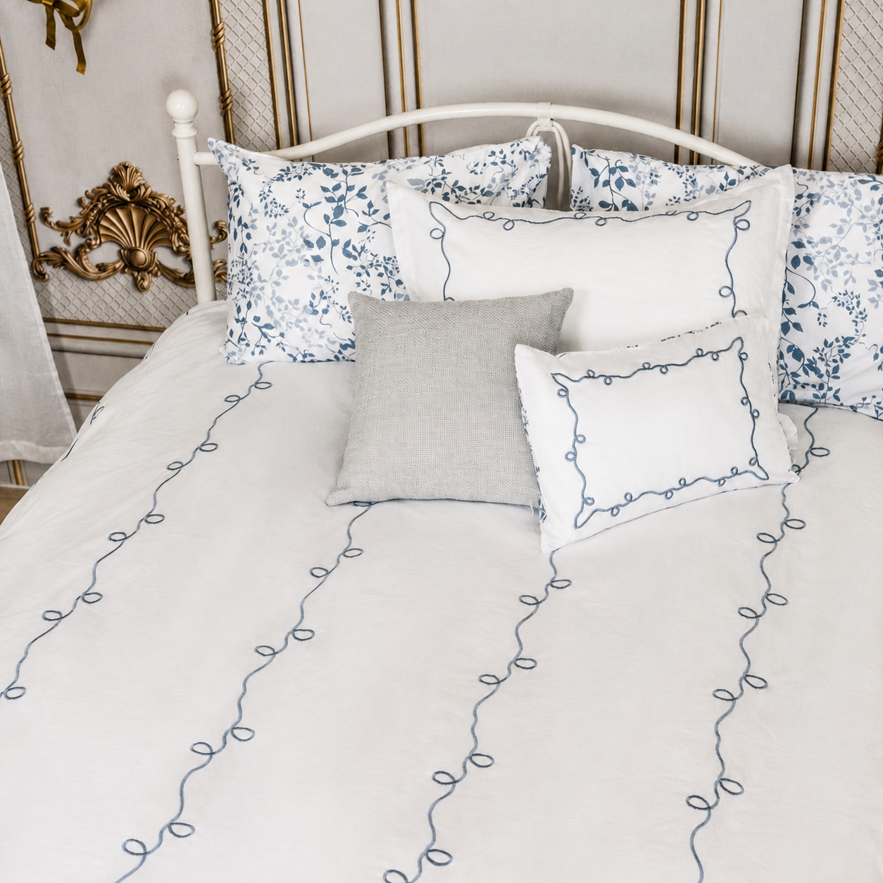 Petite Belle Lafayette Powder Blue Embroidered Duvet Set