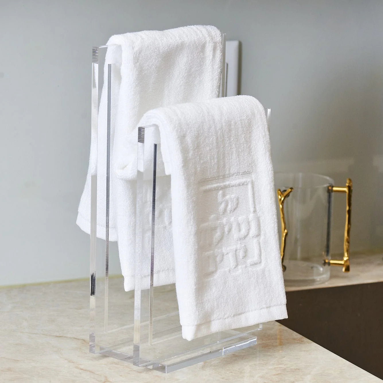 Modern Finger Towel Stand