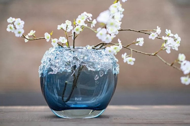Bumpy glass vase detail