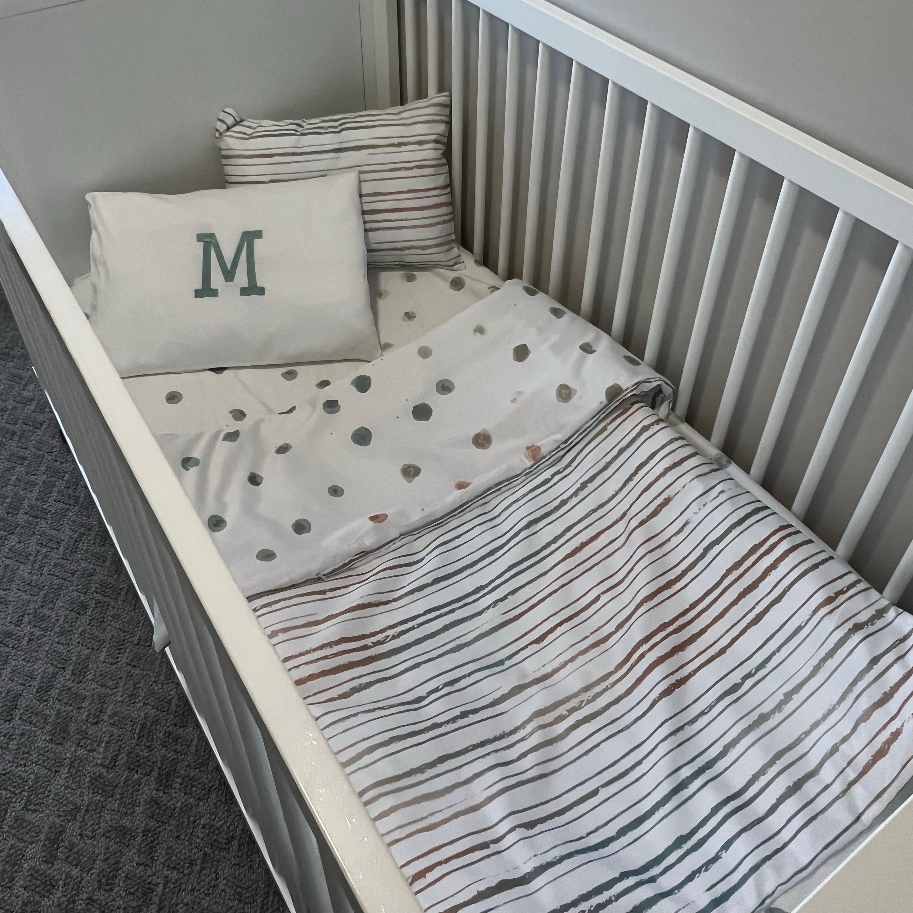 Aura & Belle Dots N Lines Crib Set